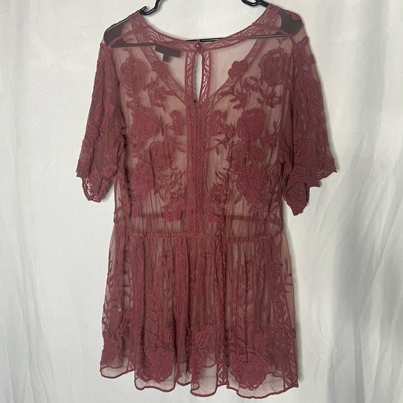 Lane Bryant Pink Lace Embroidered Short Sleeve Top Size 10/12 Women’s Blouse - Picture 6 of 11